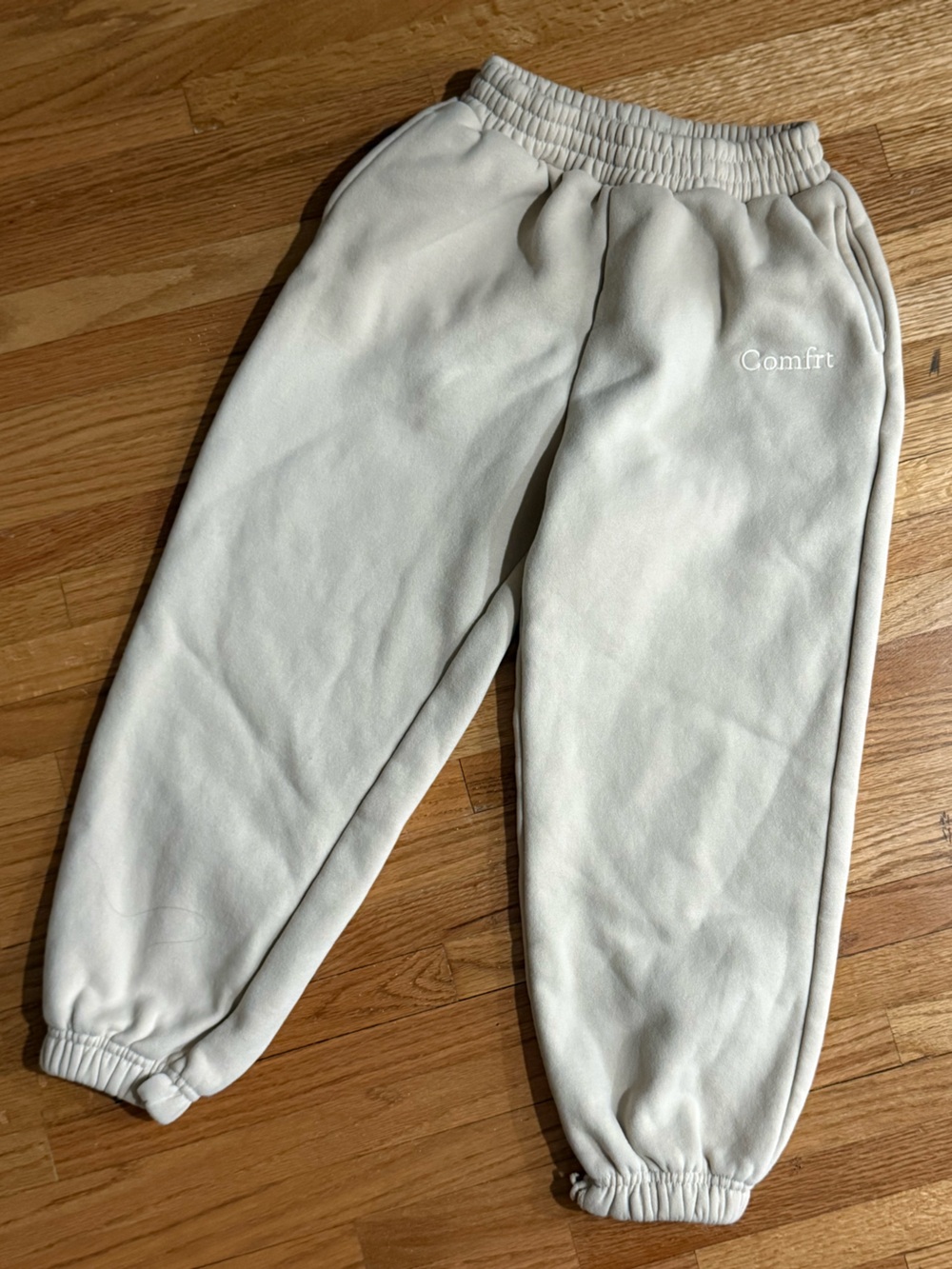 Cmfrt Cream Sweat Joggers — Soft Everyday Casual Loungewear Women’s Small EUC